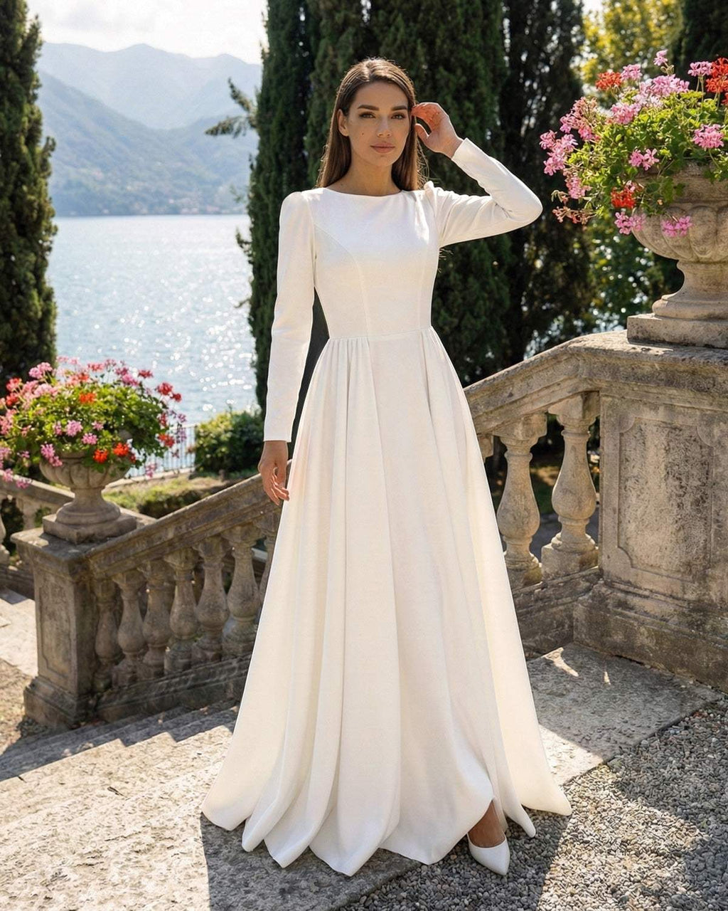 Schlichtes und elegantes A-Linien-Brautkleid