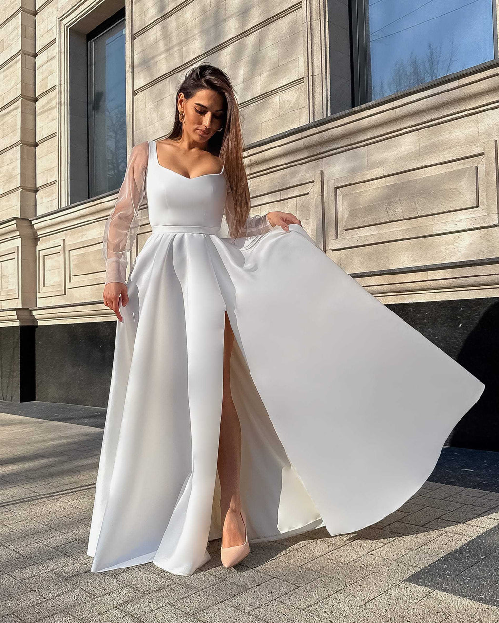 Rochie de mireasă AURORA cu fustă lungă și cădere fluidă