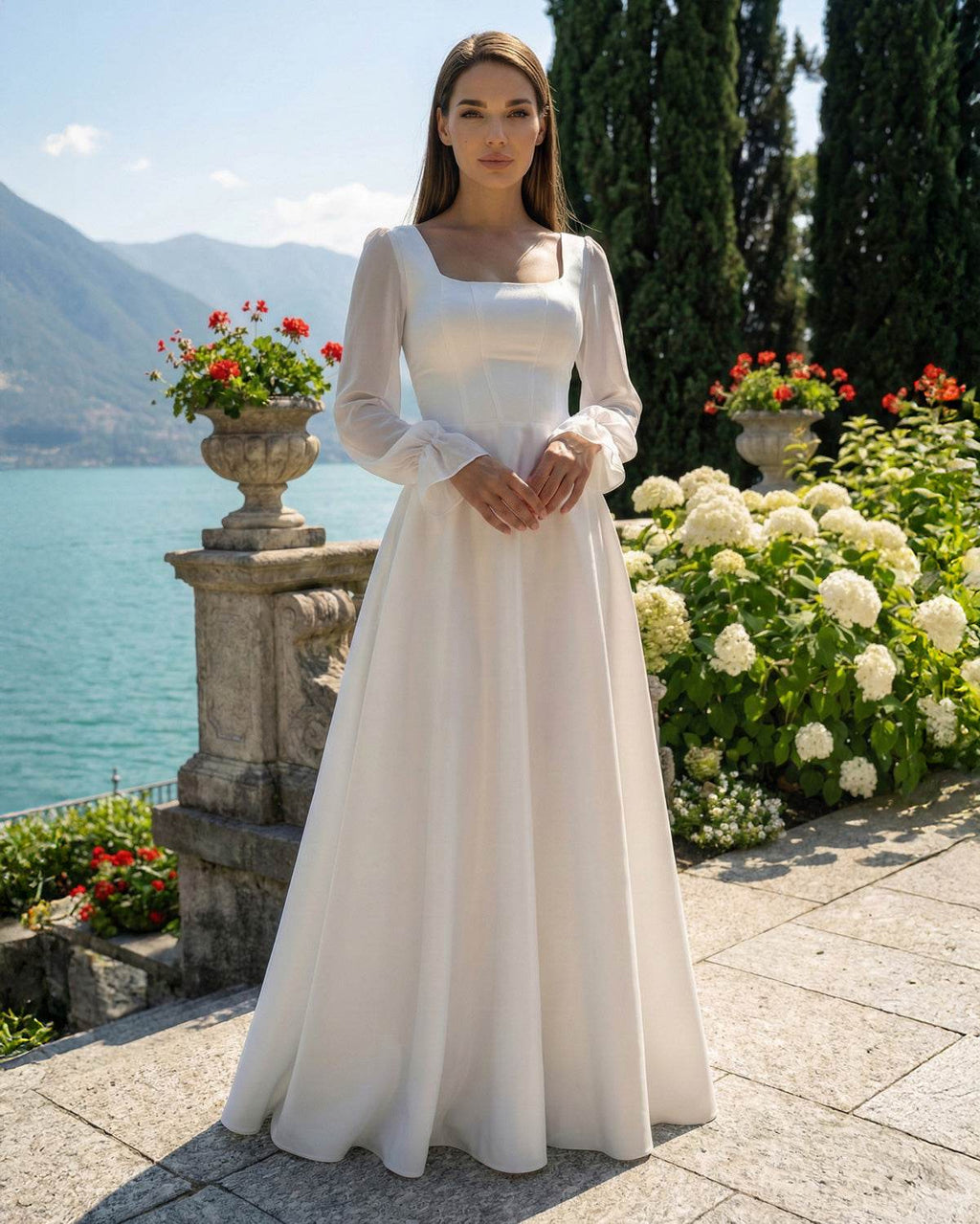 Langes A-Linien-Brautkleid mit verstellbarem Korsett und langen Voile-Ärmeln