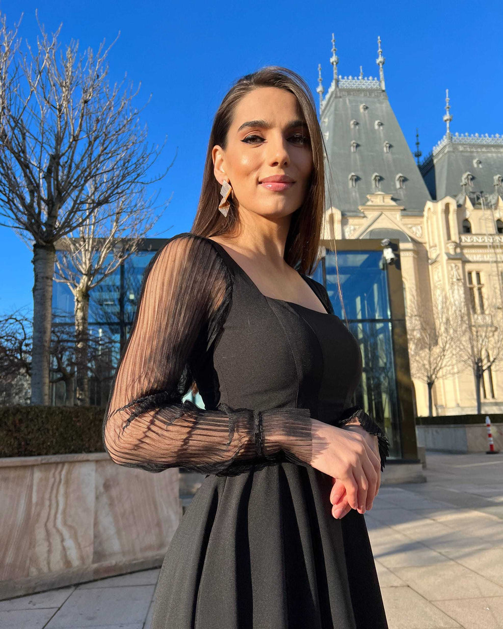 Rochie de ocazie neagra cu maneci transparente - BELLADRESS